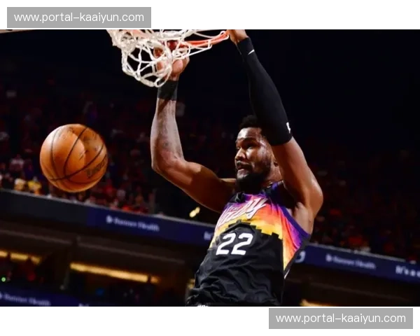 雄鹿大洛佩斯蹲坑防守策略被研究 二月外线失分率上升 雄鹿大洛佩斯蹲坑防守策略被研究 二月外线失分率上升